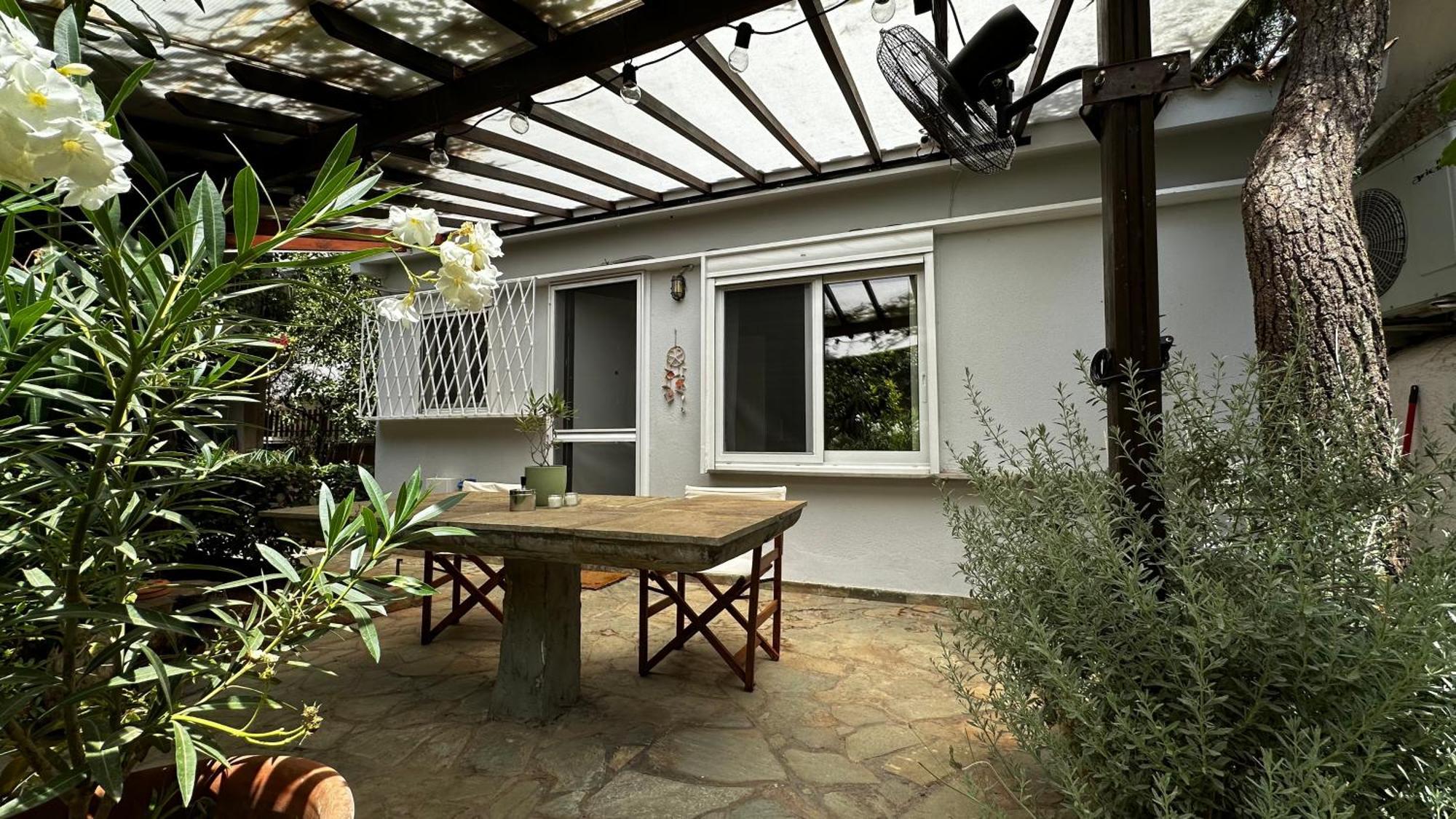 Апартаменты Antonis'S Garden House Афины Экстерьер фото
